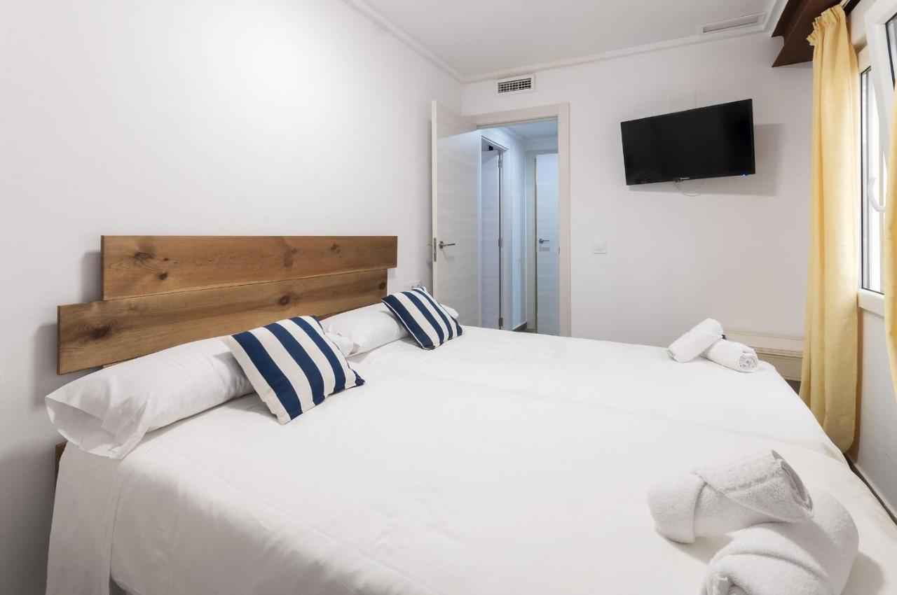 Apartamentos Al-Andalusi Denia Exteriör bild