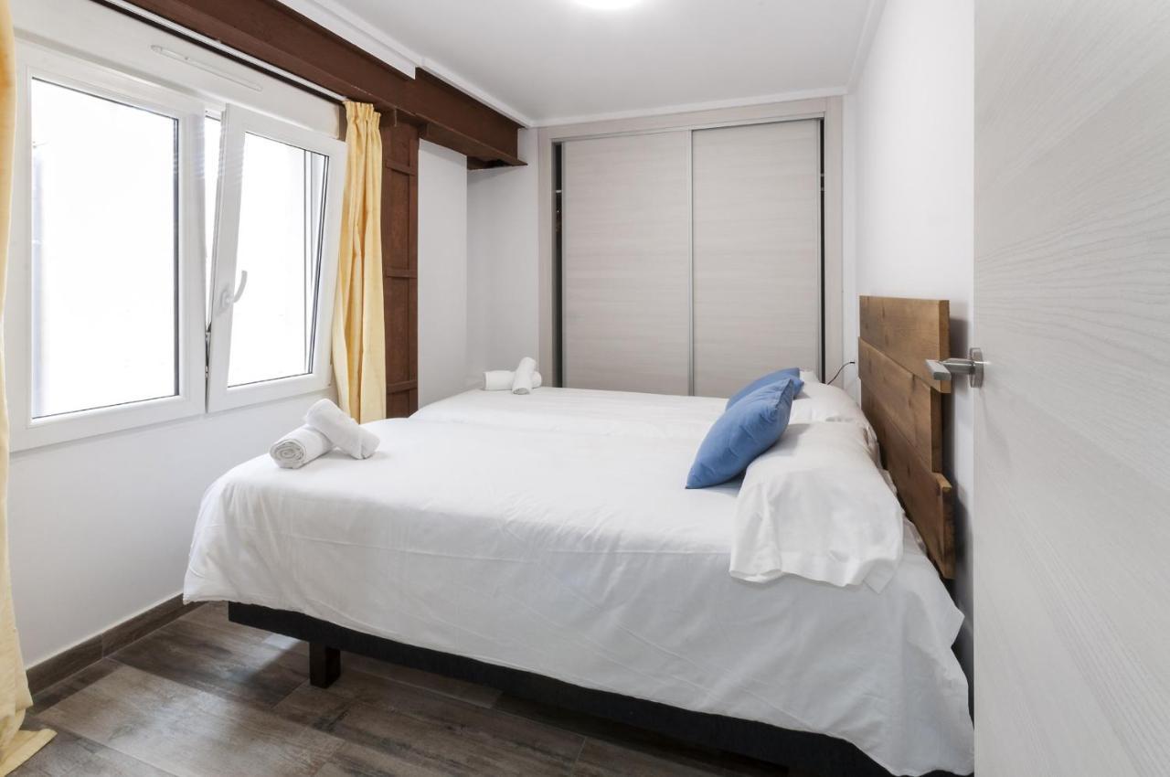 Apartamentos Al-Andalusi Denia Exteriör bild